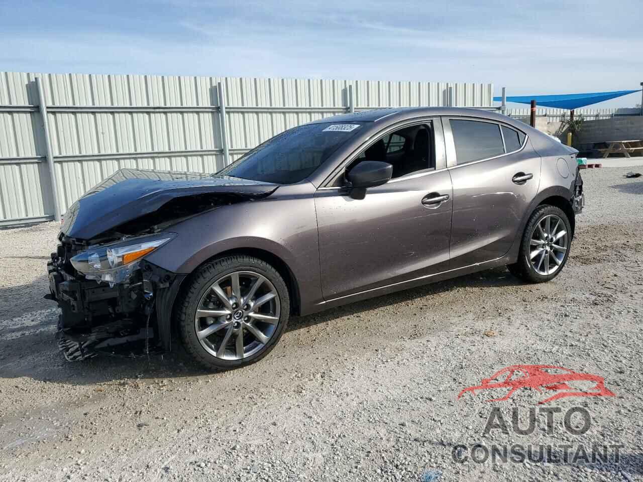 MAZDA 3 2018 - 3MZBN1V35JM204713