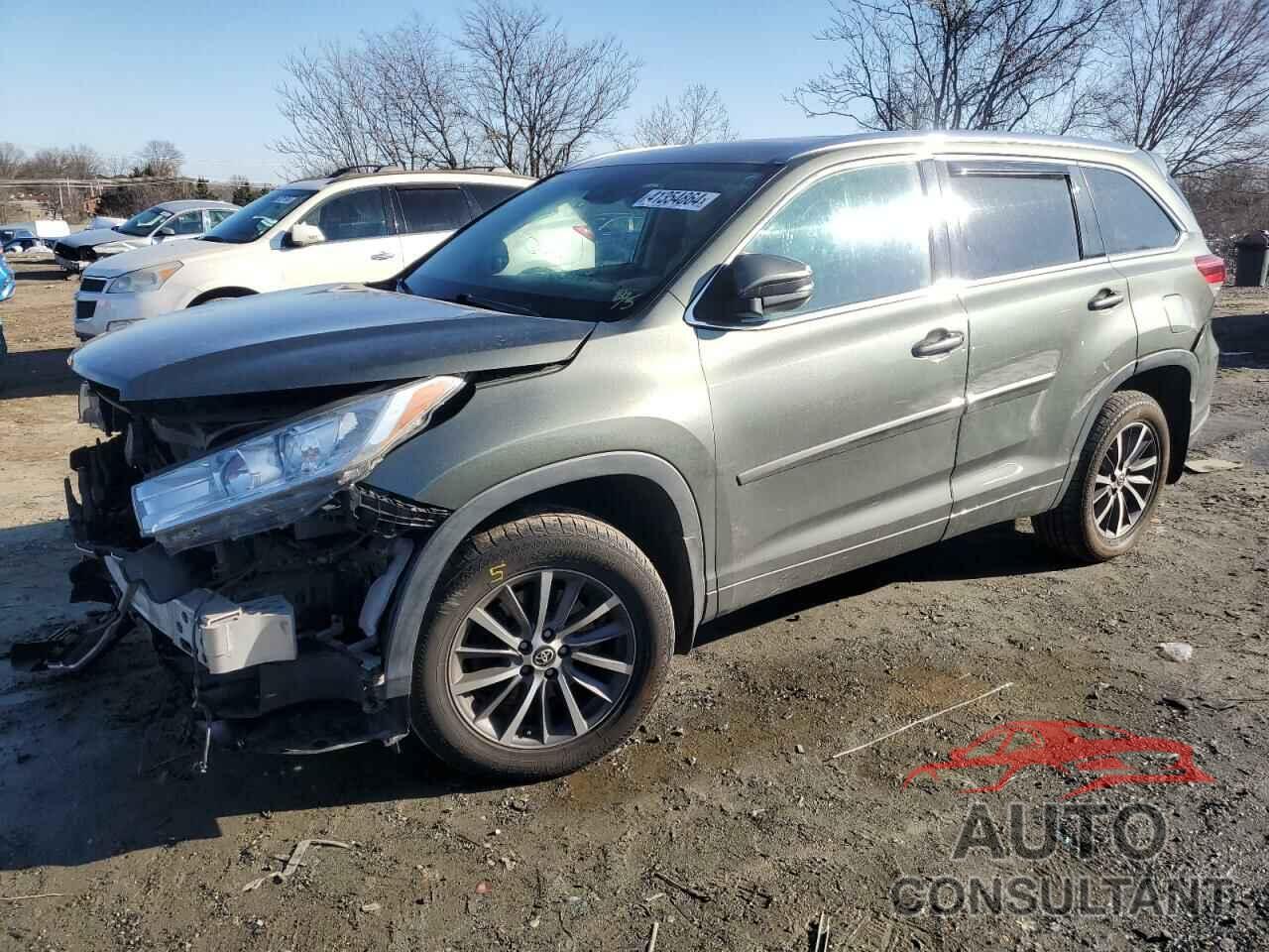 TOYOTA HIGHLANDER 2018 - 5TDJZRFH4JS817501