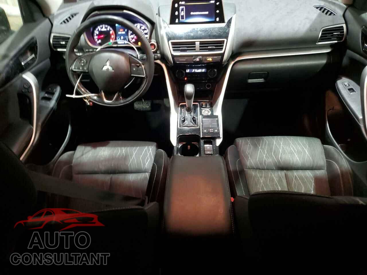 MITSUBISHI ECLIPSE 2019 - JA4AT5AA2KZ015902