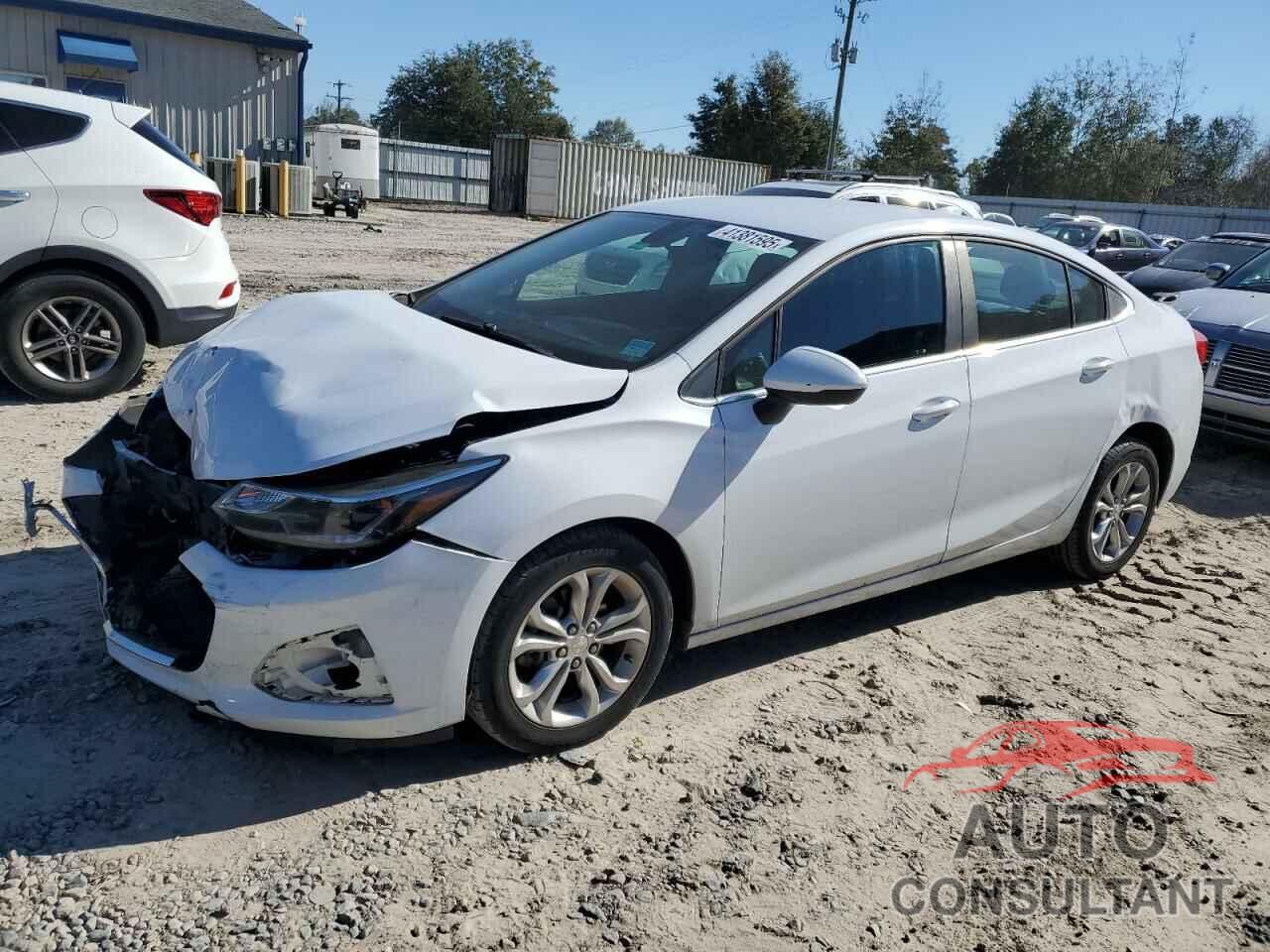 CHEVROLET CRUZE 2019 - 1G1BE5SM7K7140976