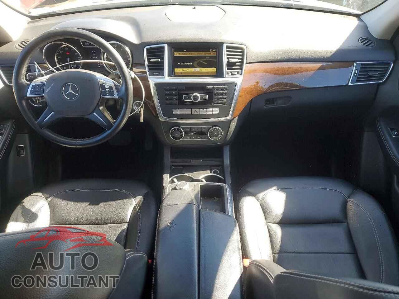MERCEDES-BENZ M-CLASS 2012 - 4JGDA5HB2CA048417