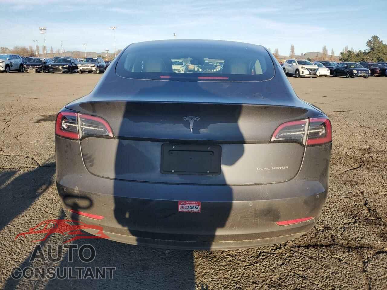 TESLA MODEL 3 2021 - 5YJ3E1EB2MF076308