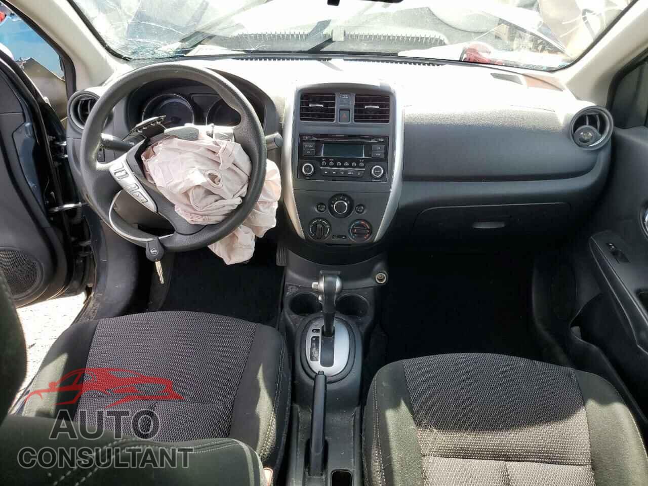 NISSAN VERSA 2017 - 3N1CN7AP3HL842819