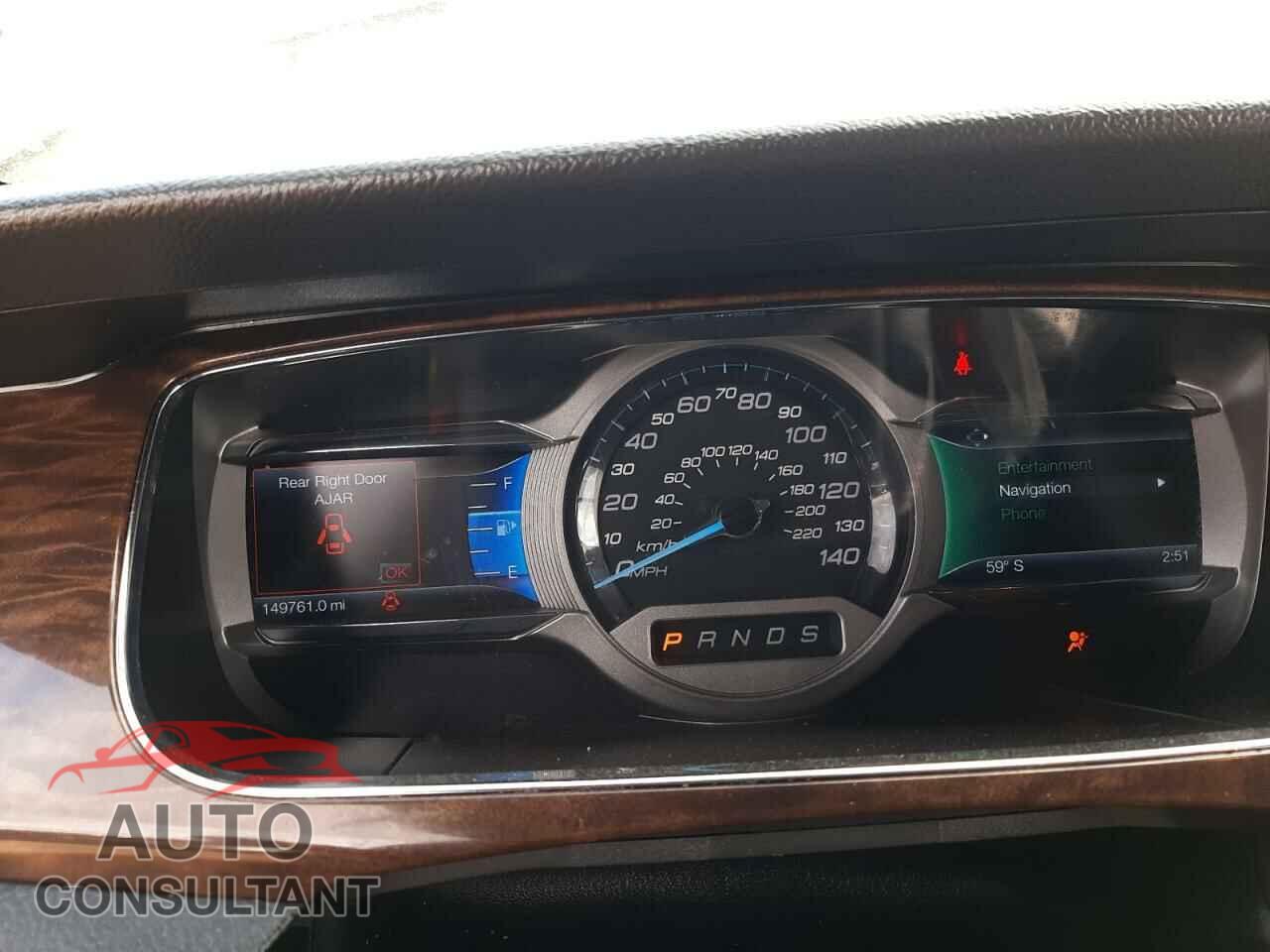 FORD TAURUS 2015 - 1FAHP2F82FG165738