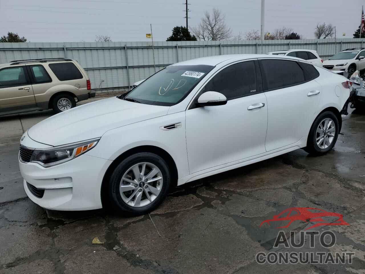 KIA OPTIMA 2018 - 5XXGT4L32JG243540