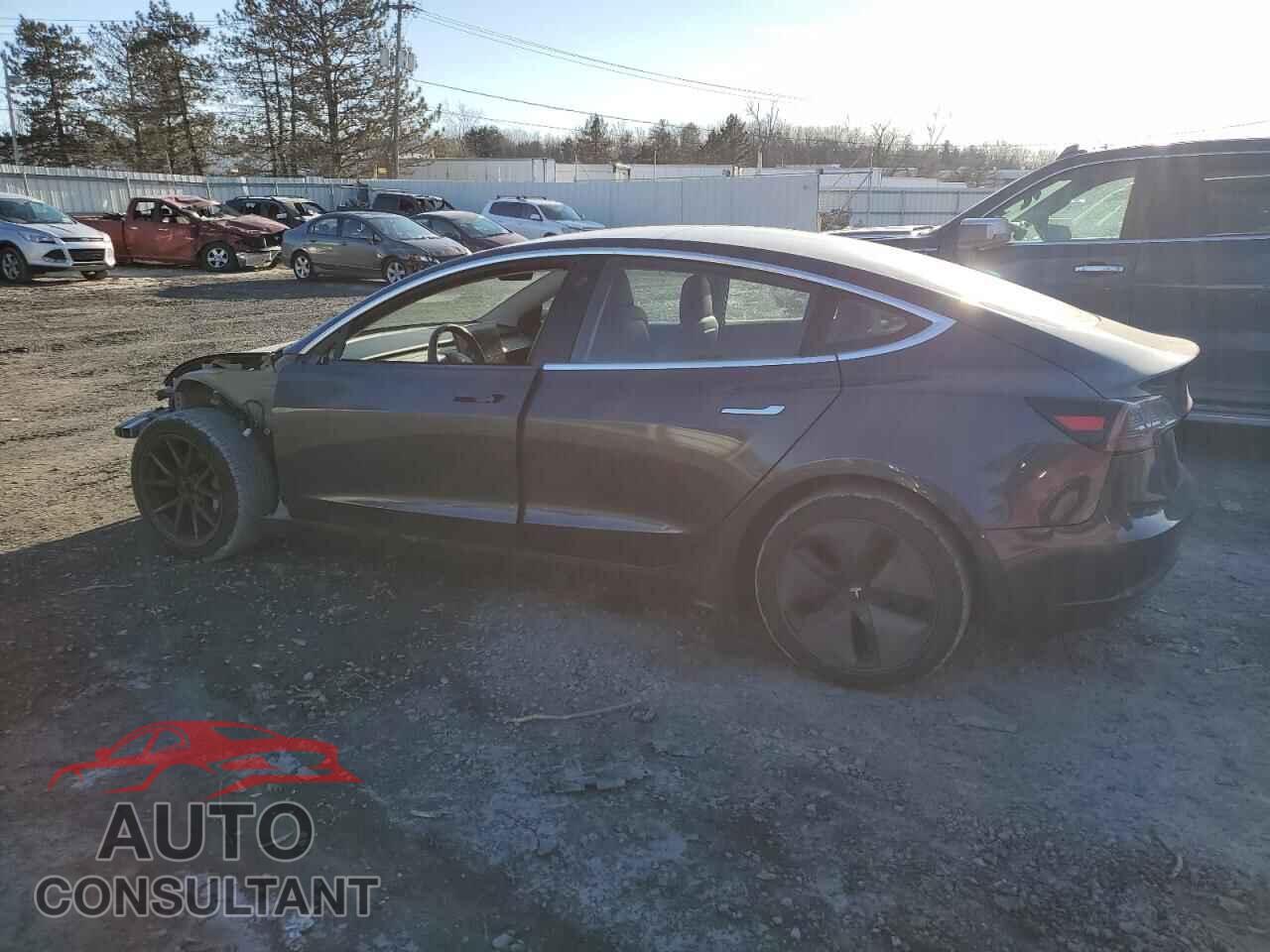 TESLA MODEL 3 2018 - 5YJ3E1EB2JF119363