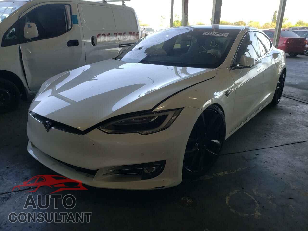 TESLA MODEL S 2017 - 5YJSA1E28HF229982