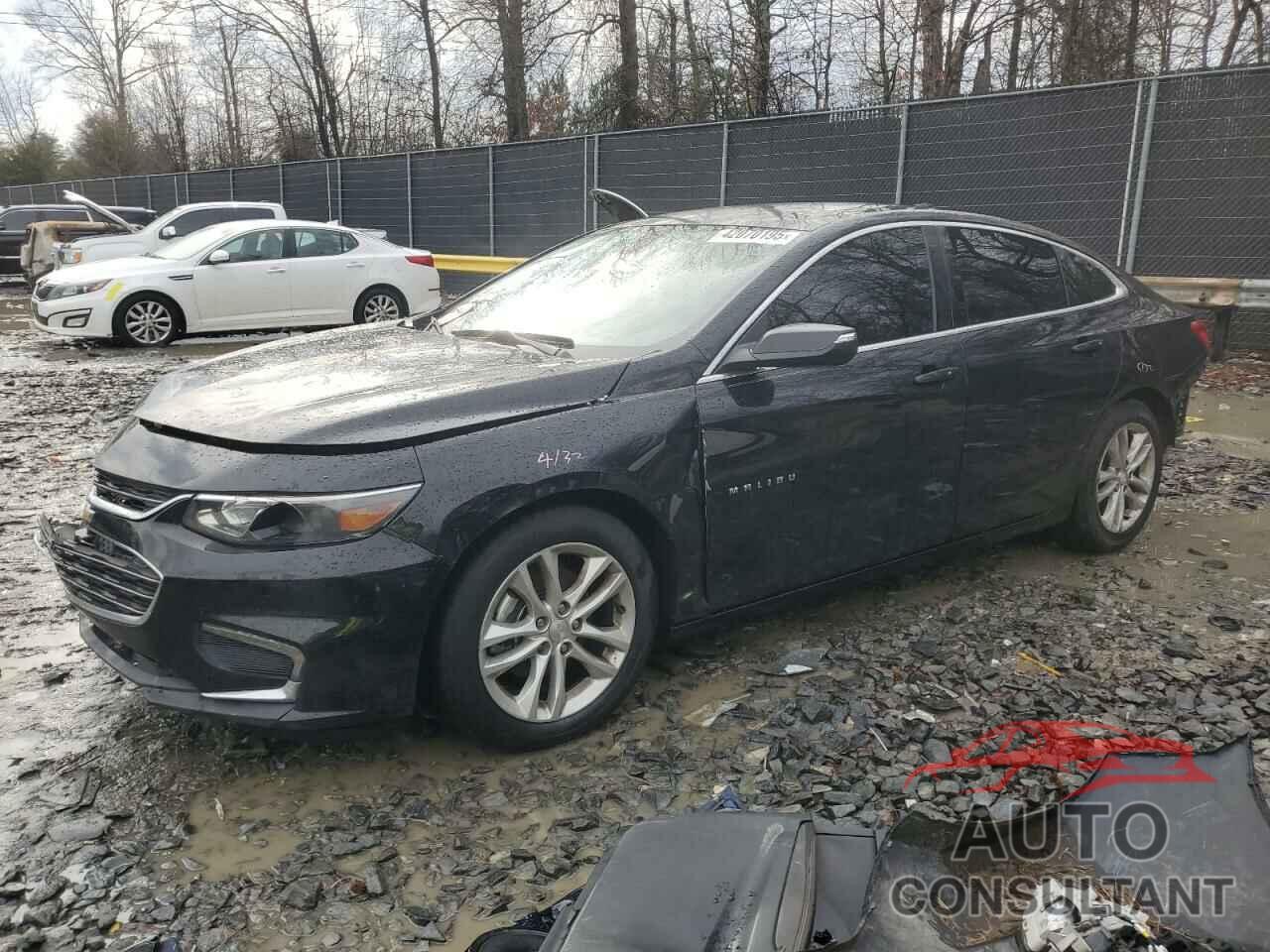 CHEVROLET MALIBU 2017 - 1G1ZE5ST8HF135869