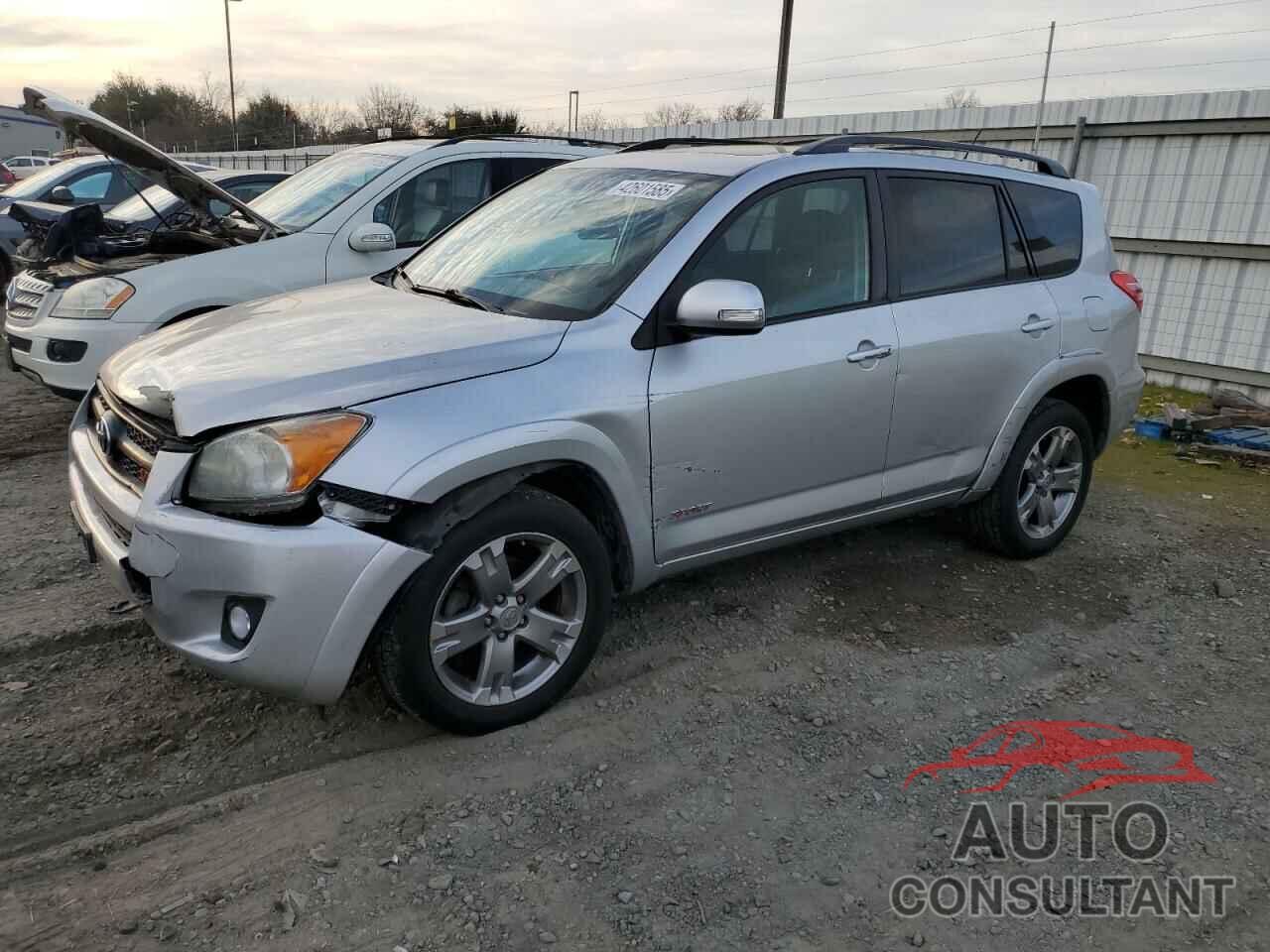 TOYOTA RAV4 2009 - JTMBK32V895082377