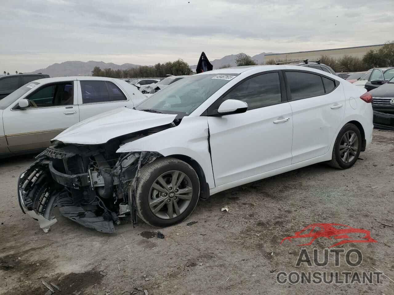 HYUNDAI ELANTRA 2018 - 5NPD84LF4JH237645