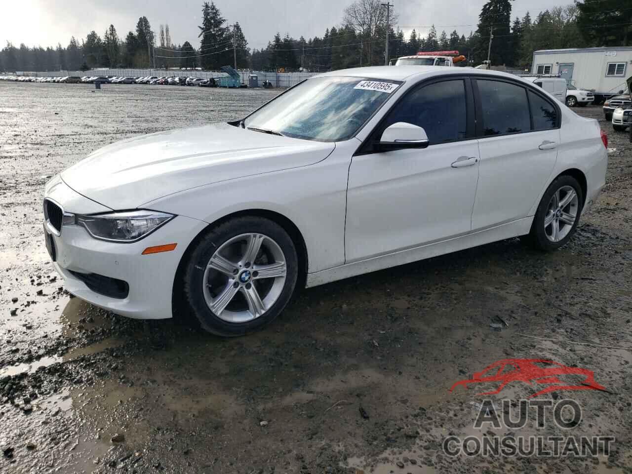 BMW 3 SERIES 2013 - WBA3B1C55DK130500