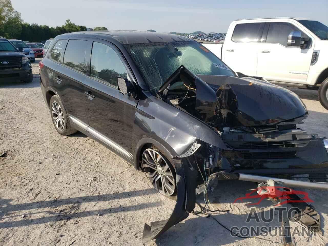 MITSUBISHI OUTLANDER 2018 - JA4AD2A32JZ012817