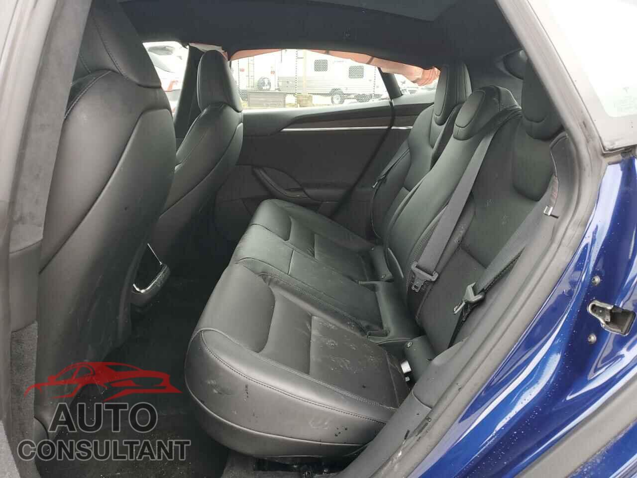 TESLA MODEL S 2021 - 5YJSA1E53MF443685