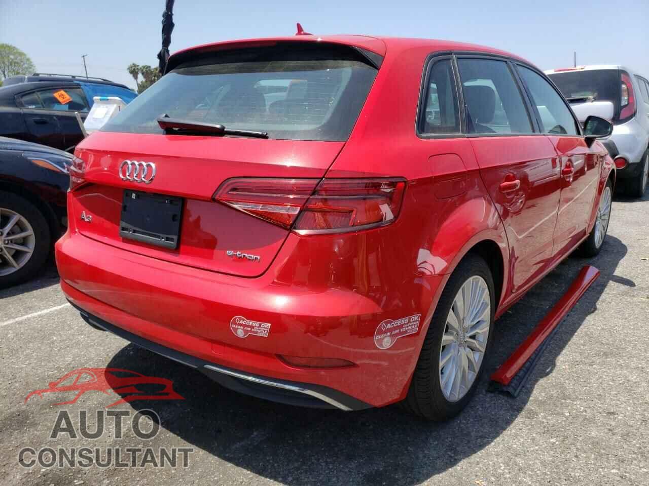 AUDI A3 2017 - WAUUPBFF4HA043098