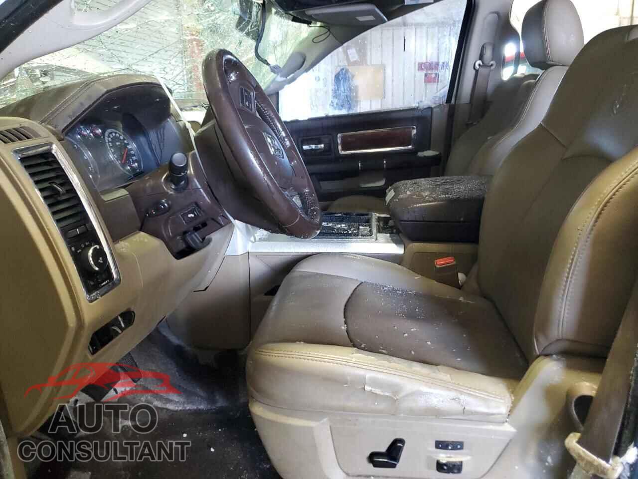 DODGE RAM 1500 2012 - 1C6RD7NT3CS155875