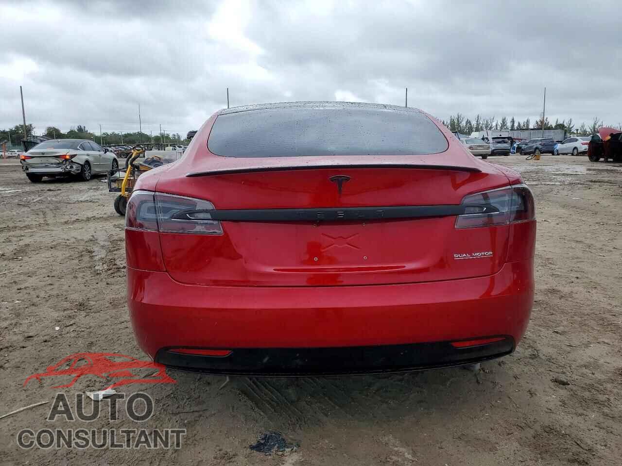 TESLA MODEL S 2020 - 5YJSA1E45LF366906