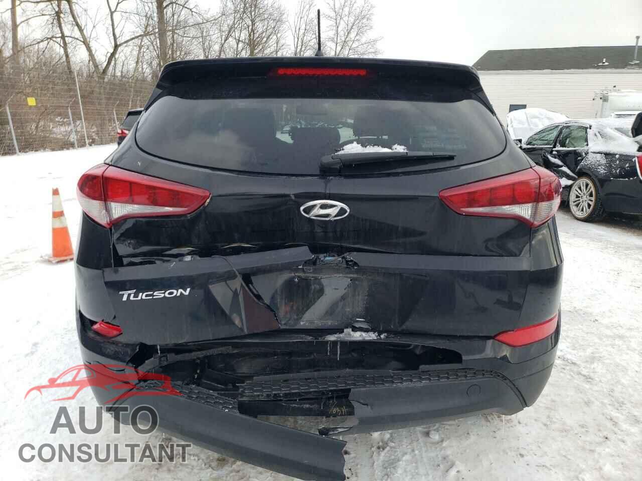 HYUNDAI TUCSON 2018 - KM8J23A40JU798779
