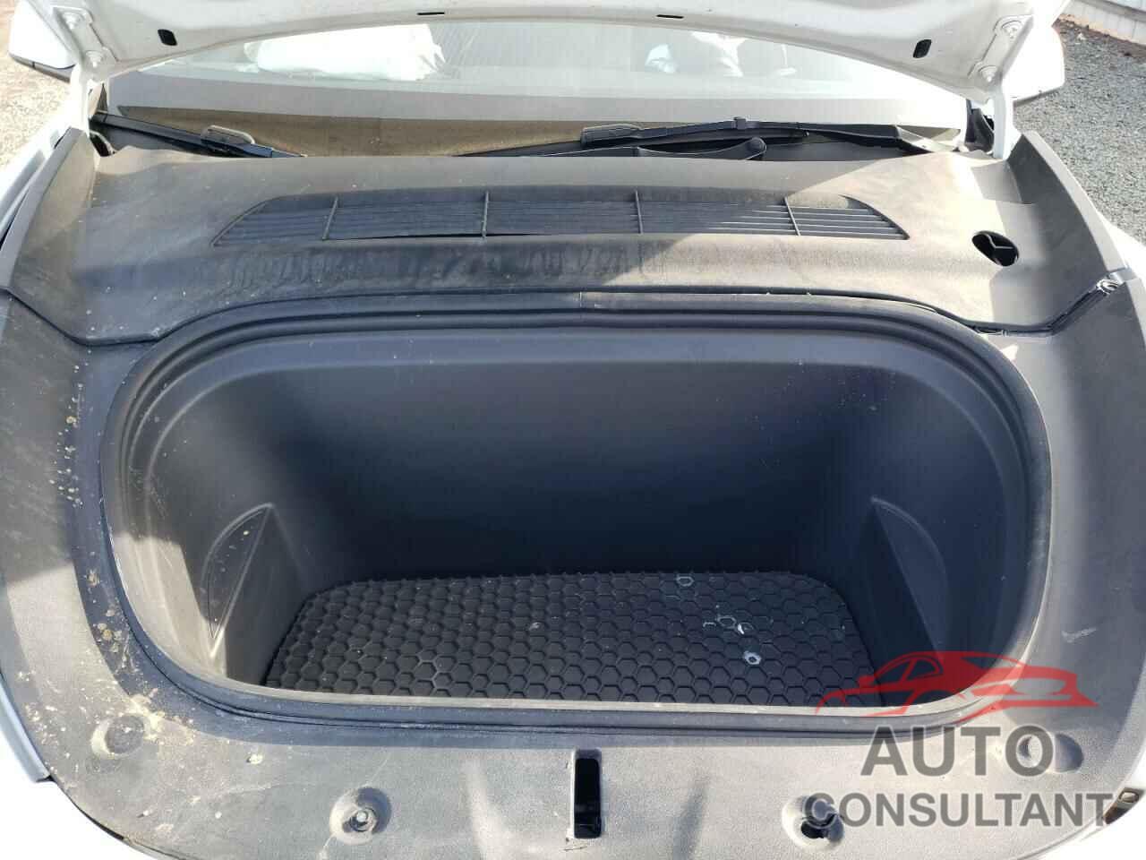 TESLA MODEL Y 2023 - 7SAYGDEE0PA065923