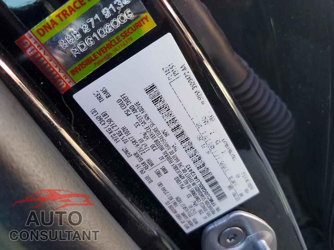FORD ESCAPE 2020 - 1FMCU0G60LUA12413