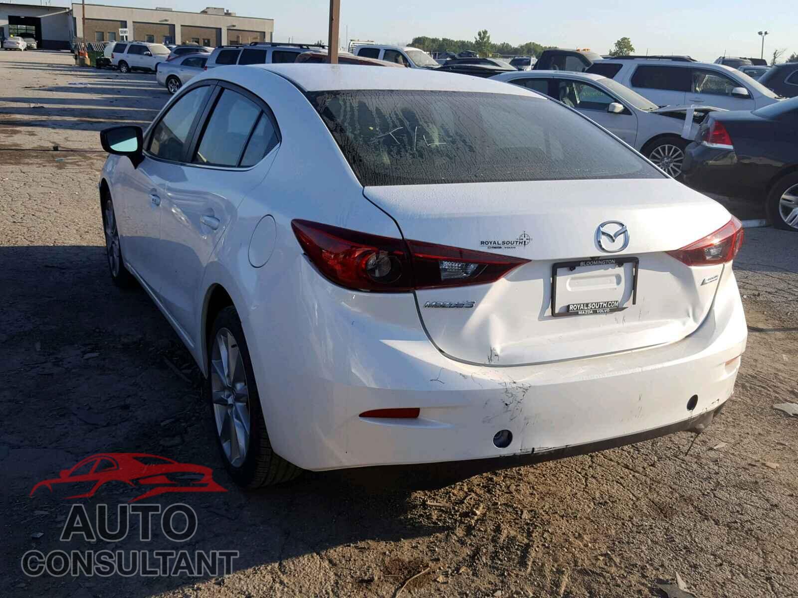 MAZDA 3 2017 - 3MZBN1V76HM101992