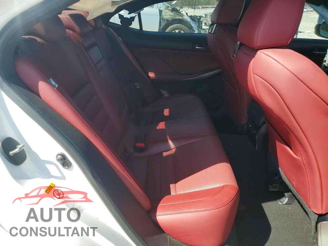 LEXUS IS 2016 - JTHBE1D21G5026100