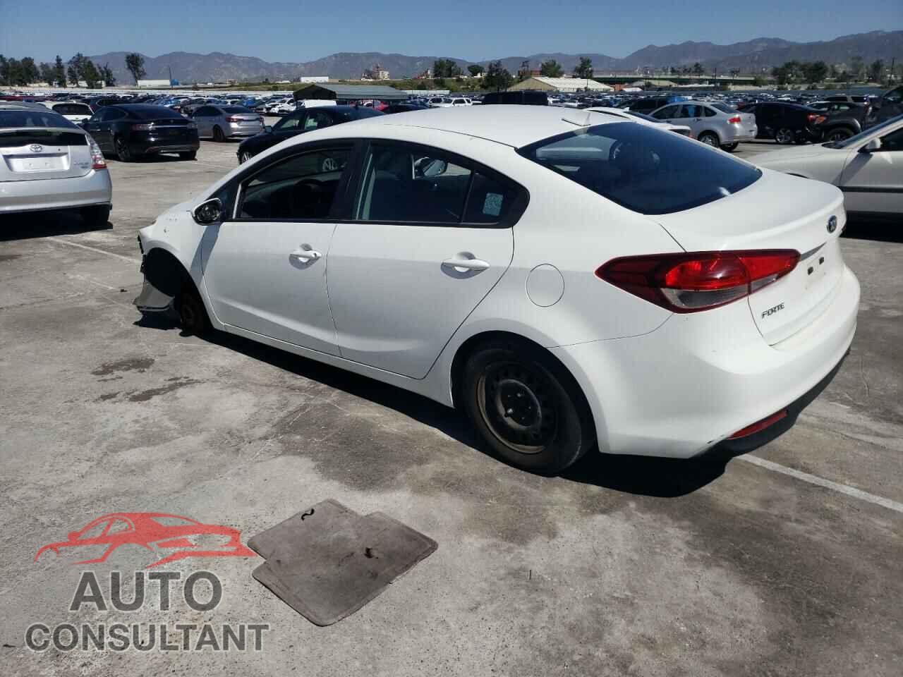 KIA FORTE 2017 - 3KPFK4A70HE084203