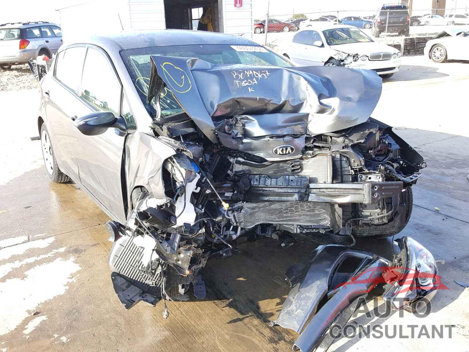 KIA FORTE 2016 - KNAFK5A85G5606250