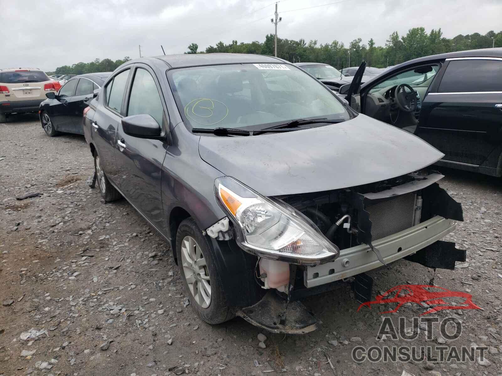 NISSAN VERSA 2019 - 3N1CN7AP1KL814721