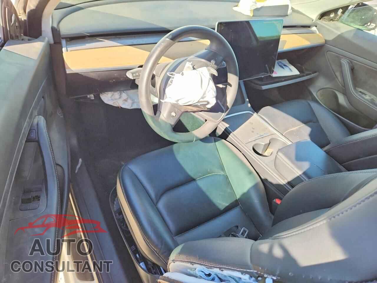 TESLA MODEL 3 2023 - 5YJ3E1EA4PF398699