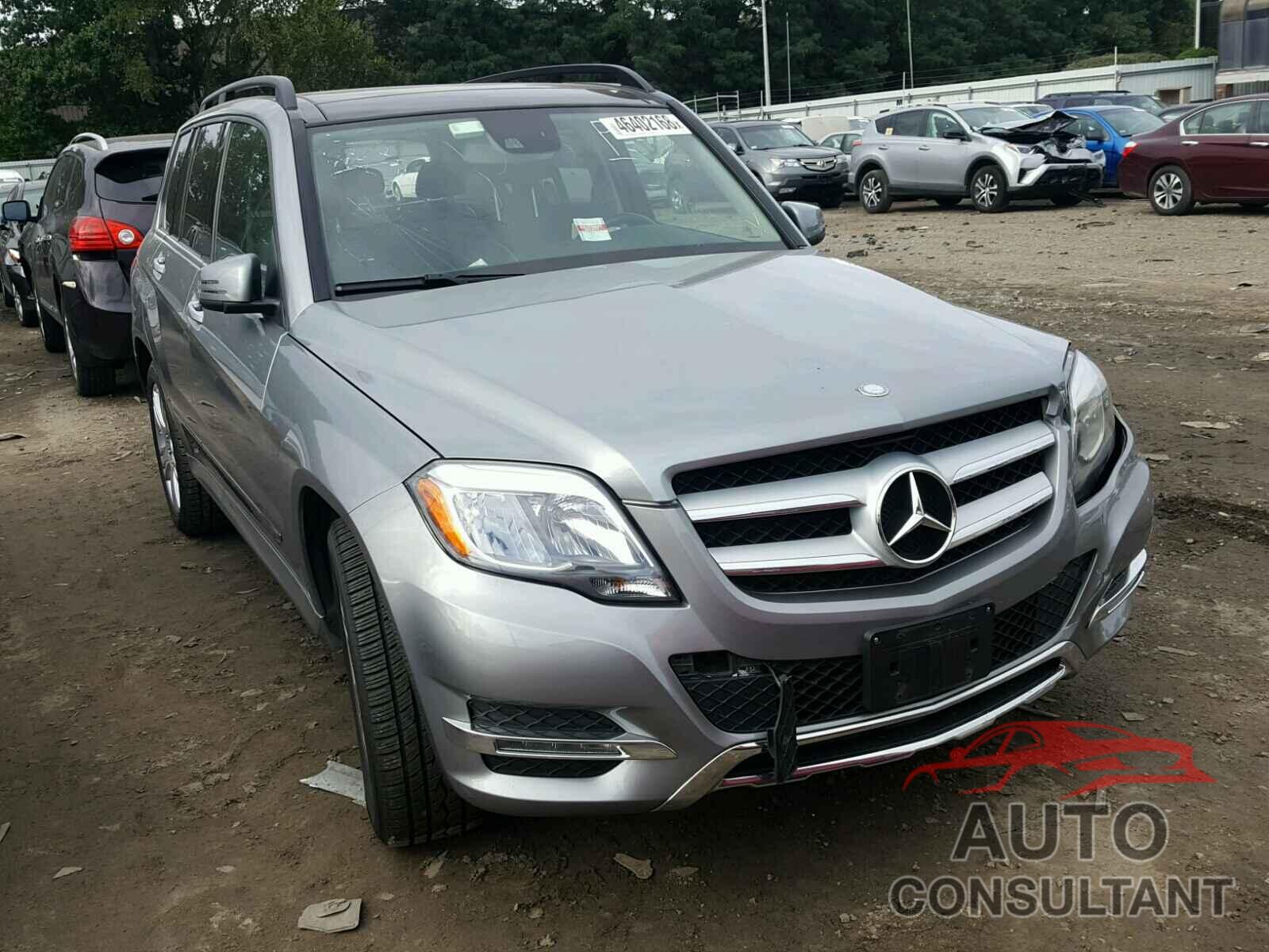 MERCEDES-BENZ GLK 350 4MATIC 2015 - WDCGG8JB1FG402659