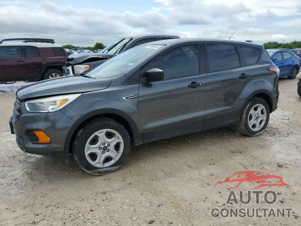 FORD ESCAPE 2017 - 1FMCU0F78HUB28976