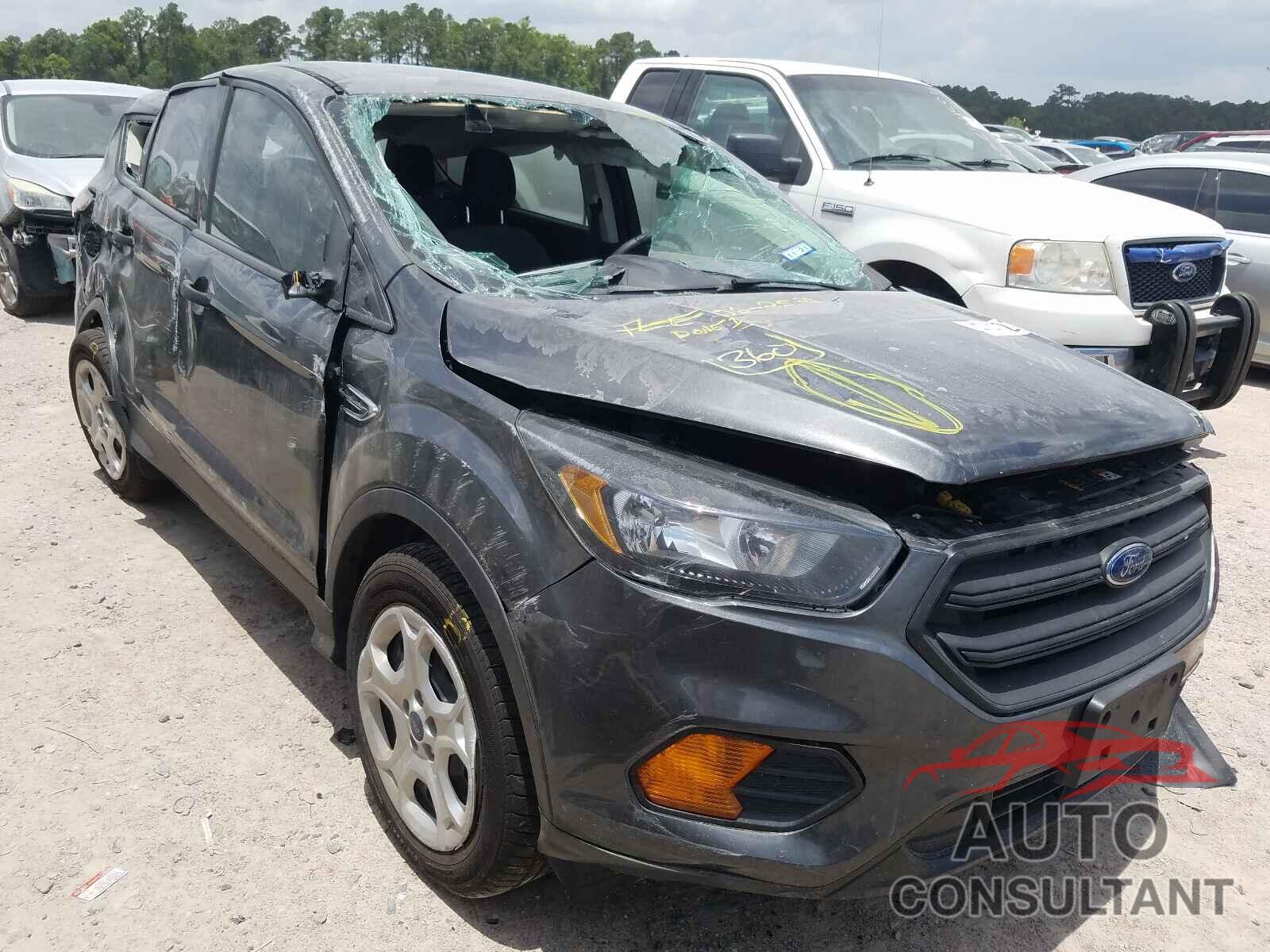 FORD ESCAPE 2018 - 1FMCU0F70JUA54104