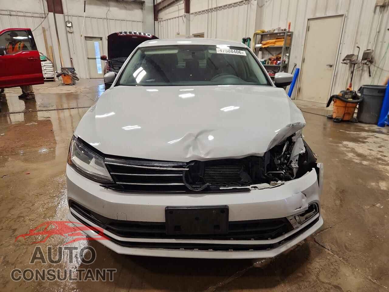 VOLKSWAGEN JETTA 2017 - 3VW167AJ4HM366701