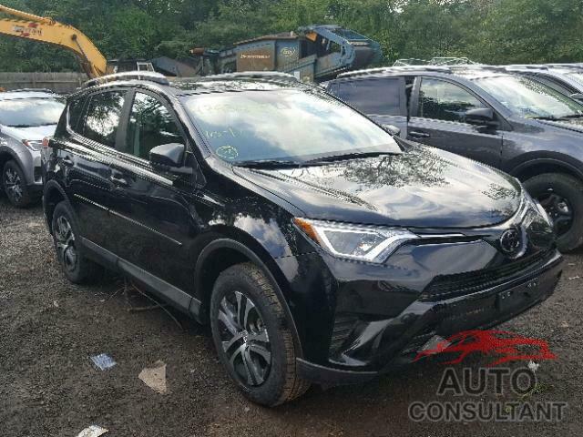 TOYOTA RAV4 LE 2018 - 2T3BFREV5JW818644