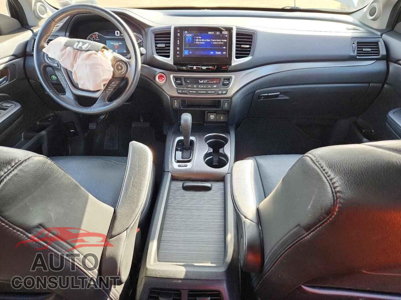 HONDA PILOT 2017 - 5FNYF6H50HB040743