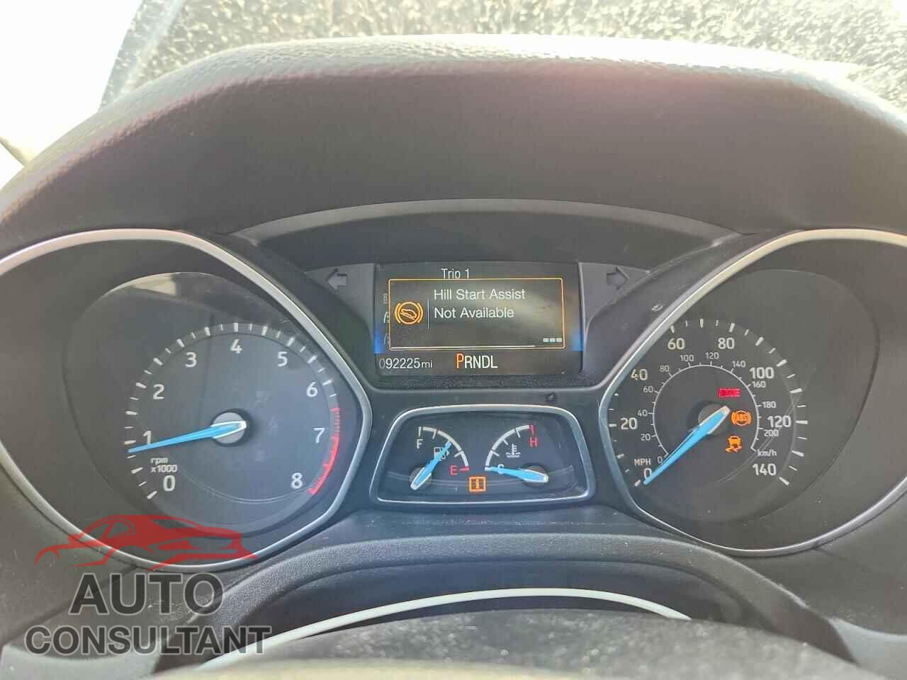 FORD FOCUS 2017 - 1FADP3E26HL281097