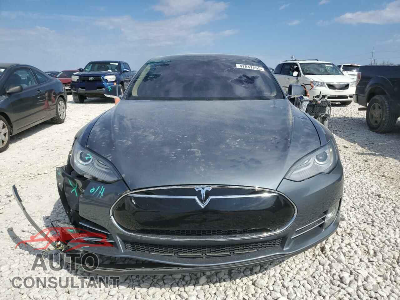 TESLA MODEL S 2013 - 5YJSA1CP7DFP21010