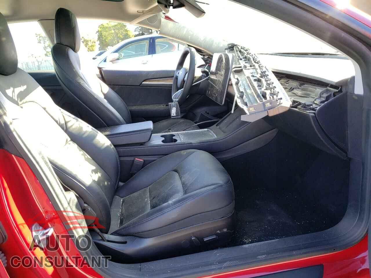 TESLA MODEL 3 2022 - 5YJ3E1EA4NF145329