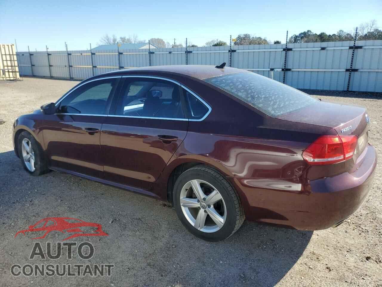 VOLKSWAGEN PASSAT 2013 - 1VWBP7A32DC084765