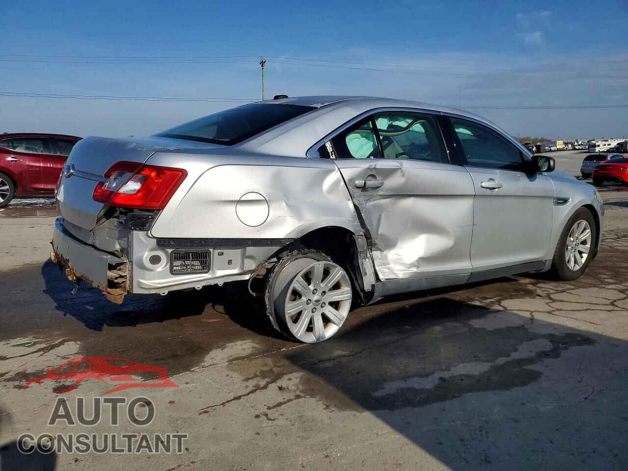 FORD TAURUS 2011 - 1FAHP2DW5BG130381