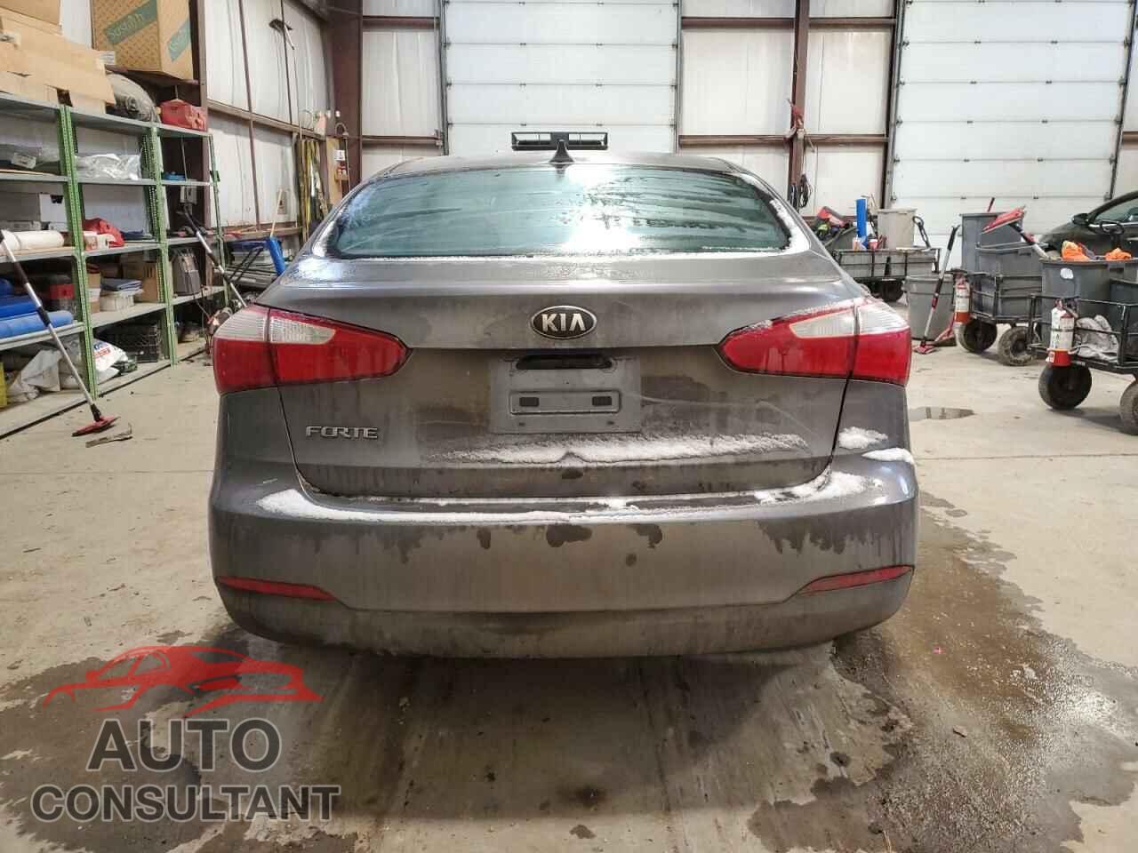 KIA FORTE 2016 - KNAFX4A63G5512183
