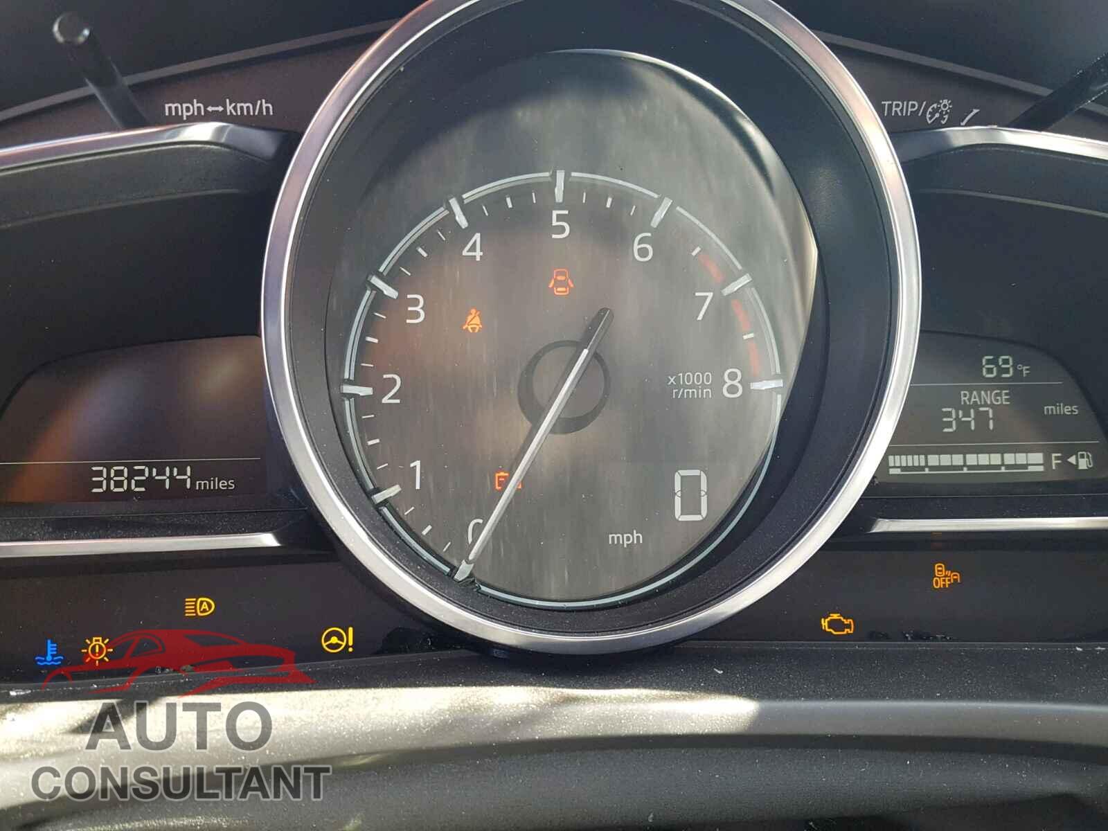 MAZDA 3 2018 - 3MZBN1M39JM161740