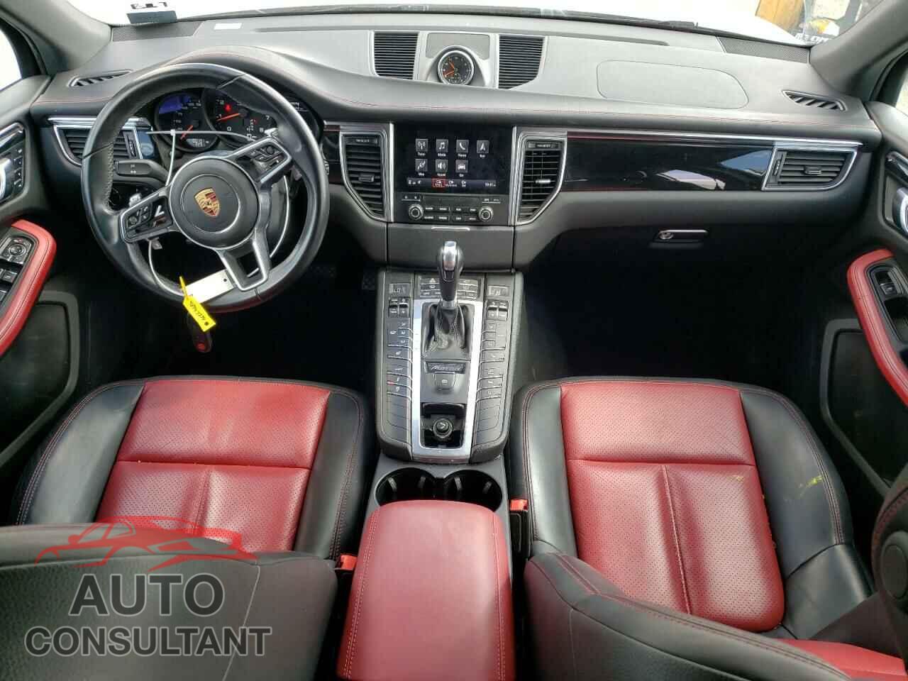 PORSCHE MACAN 2017 - WP1AA2A52HLB09270