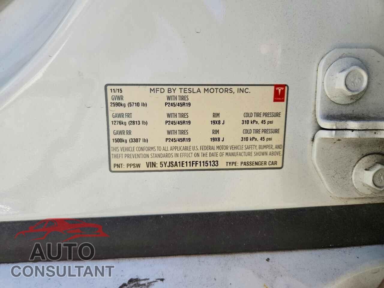 TESLA MODEL S 2015 - 5YJSA1E11FF115133