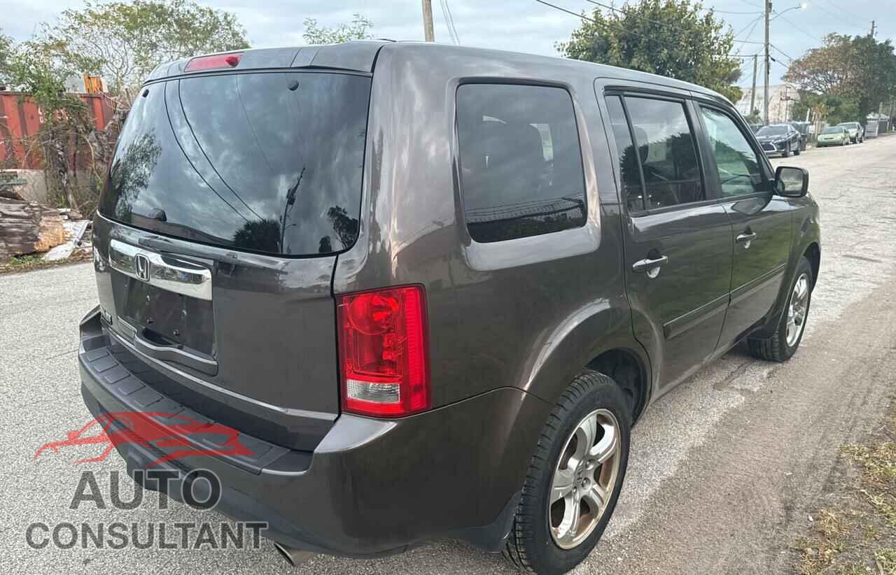 HONDA PILOT 2013 - 5FNYF3H44DB012587
