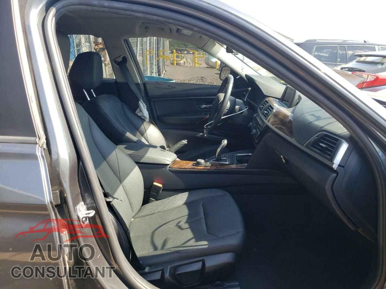 BMW 3 SERIES 2016 - WBA8E5G5XGNT94460