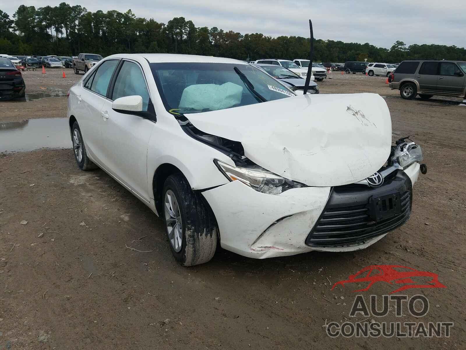 TOYOTA CAMRY 2016 - 4T4BF1FK3GR559388