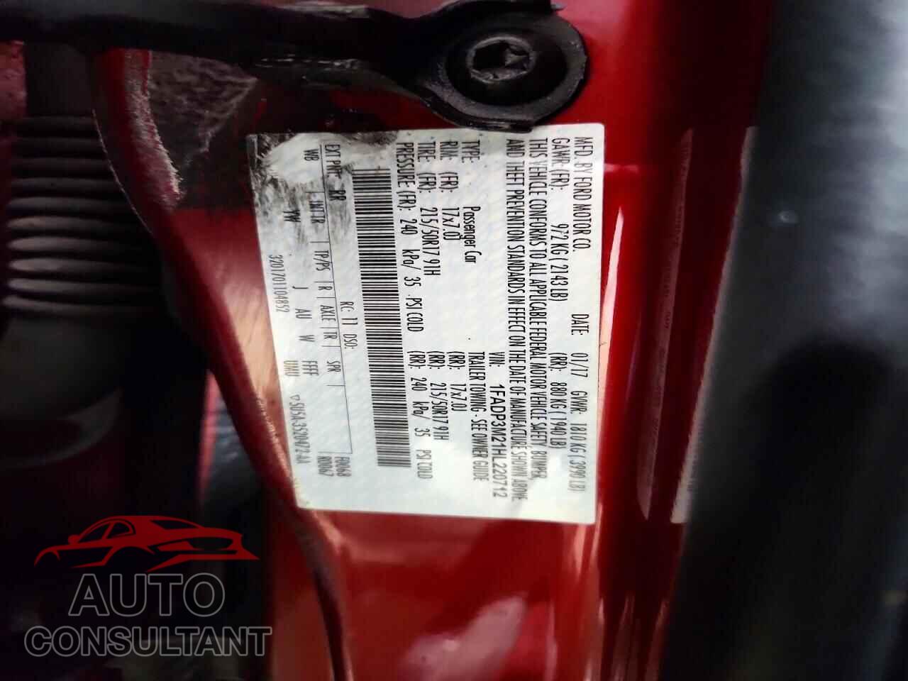 FORD FOCUS 2017 - 1FADP3M21HL220712