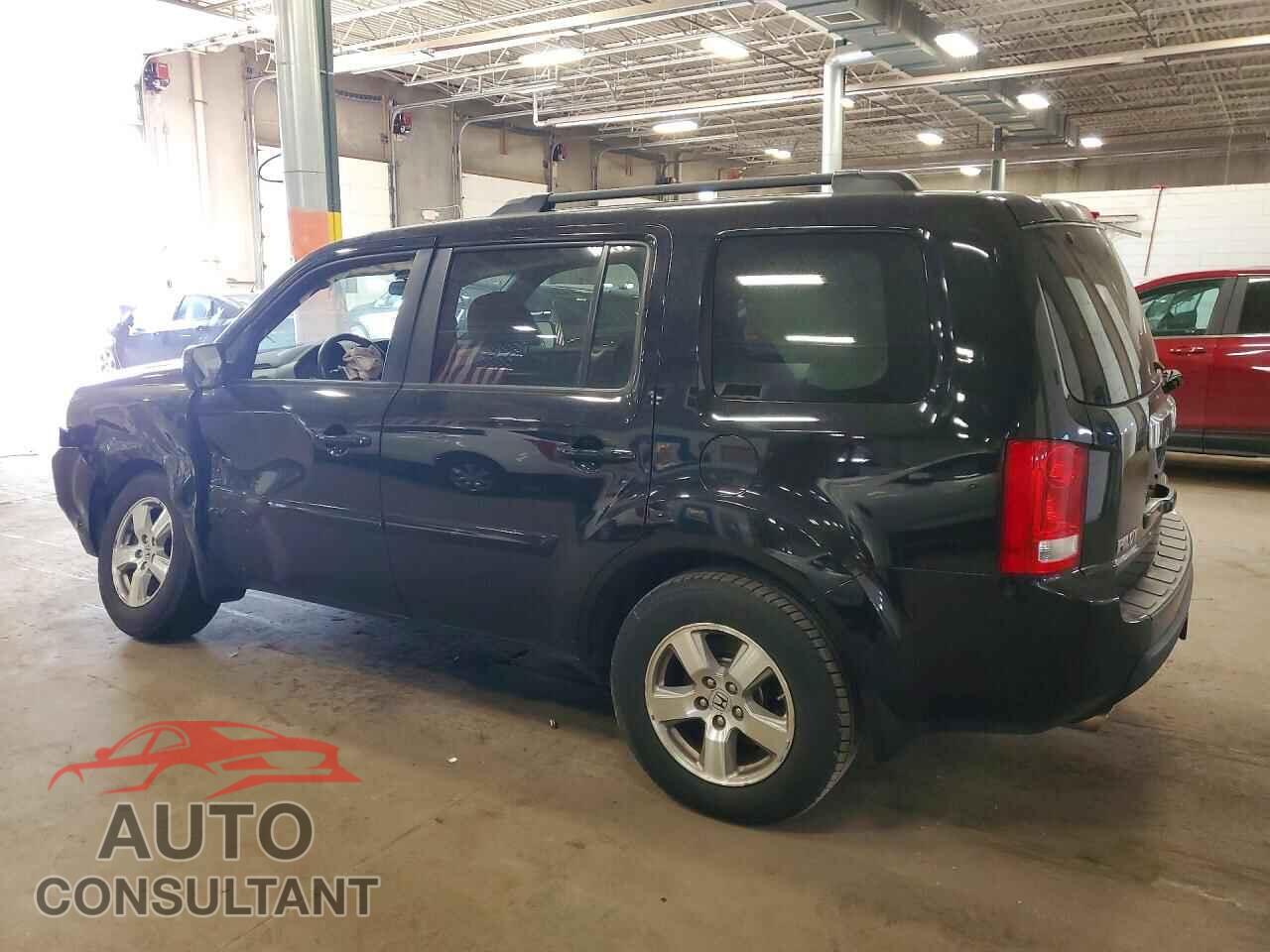 HONDA PILOT 2011 - 5FNYF4H41BB015773