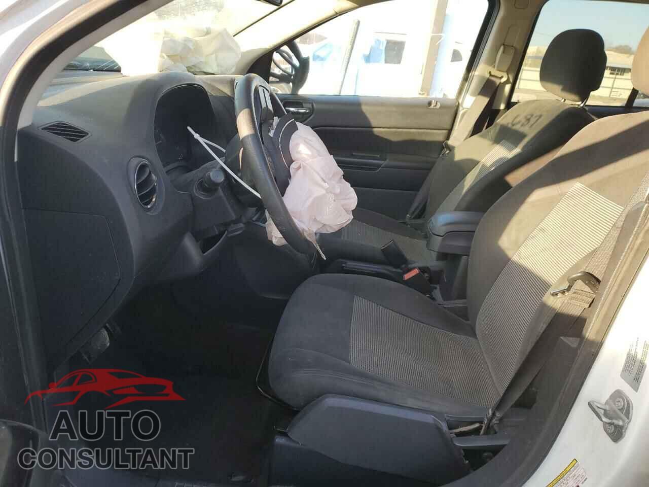 JEEP COMPASS 2017 - 1C4NJDBB2HD106687
